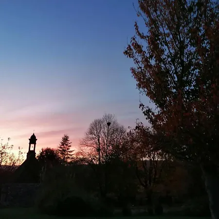 Atypique Dans Chapelle * Briec