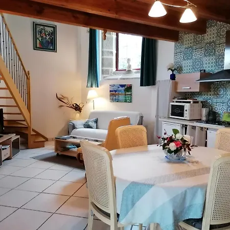 Hébergement de vacances Atypique Dans Chapelle